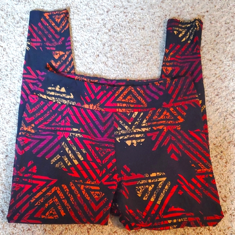 #L017 (CH) NWOT LuLaRoe Multicolor Floral Leggings